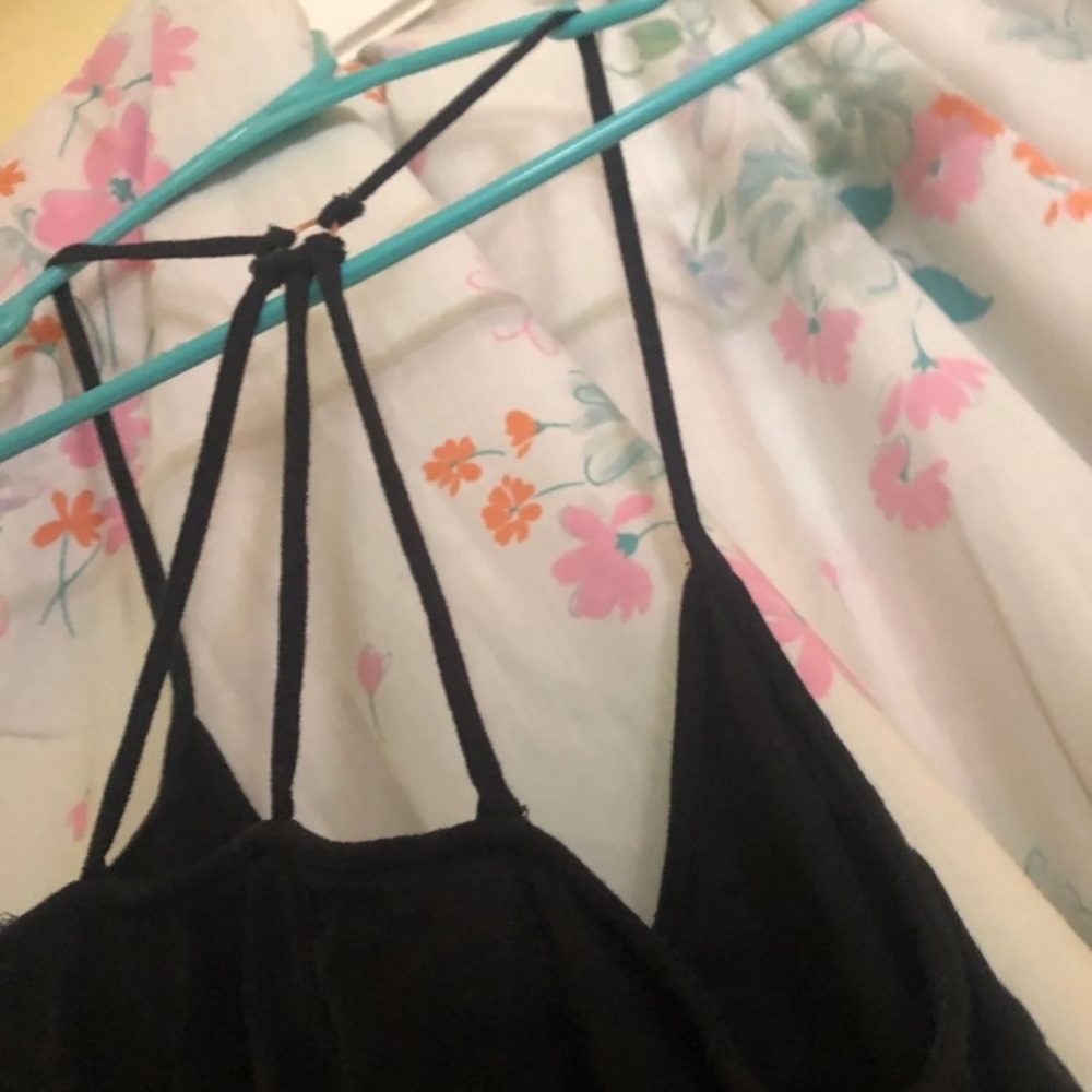 Crop top - Picture 3 of 3
